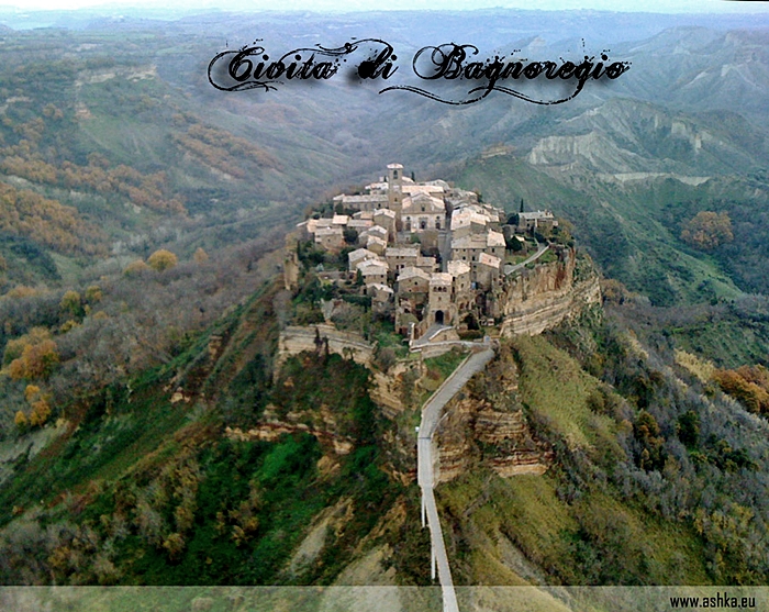 Bagnoregio Aerial view, vista aerea civita di bagnoregio, widok z lotu ptaka civita di bagnoreggio