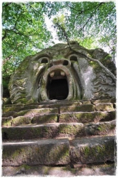 bomarzo_1060.JPG