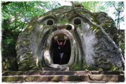 bomarzo_1083.JPG