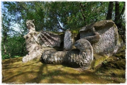 bomarzo_1089.JPG