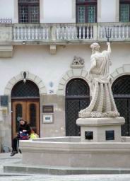 Fontanna Neptuna, Lviv main square fountain