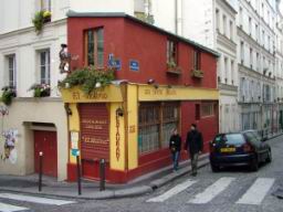 Montmartre, paris little restaurant