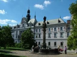 prague new town hall, ratusz nowego miasta praga