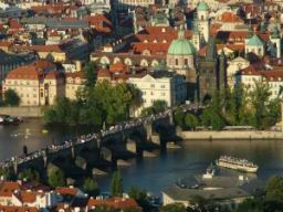 Panorama di Praga con il Ponte Carlo