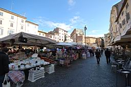Mercati di Roma, Campo de Fiori