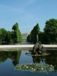 Schnbrunn Fountain