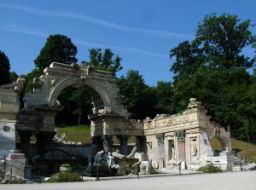 Schönbrunn Roman Fountain