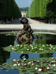 Schnbrunn Fountain