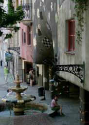 Hundertwasserhaus Fountain