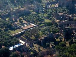 Villa_Hadriana_36.JPG