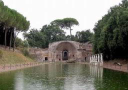 villa_adriana_18.jpg
