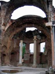 villa_adriana_42.jpg