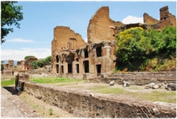 villa_adriana_DSC_2858.JPG