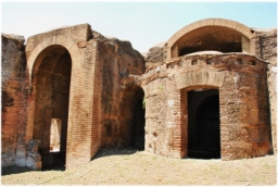 villa_adriana_DSC_2866.JPG