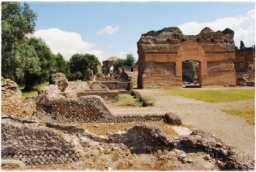 villa_adriana_DSC_3052.JPG