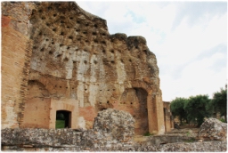 villa_adriana_DSC_3103.JPG